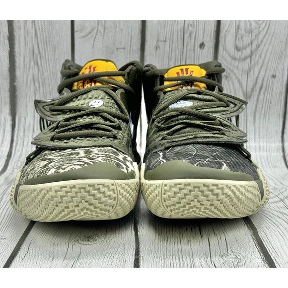 Size 7.5 - Nike Kybrid S2 What The Camo CQ9323 300 main image 7